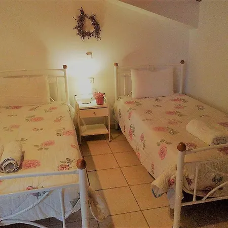 Casa De Blue Aparthotel